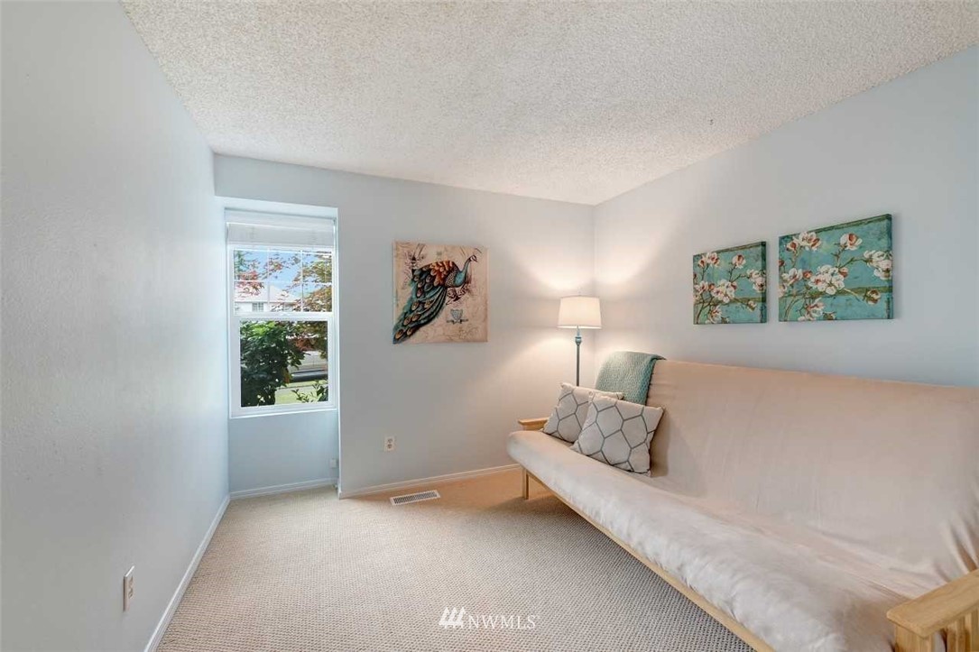 115 Union Court Northeast Renton, WA 98059 - Photo 17 of 25