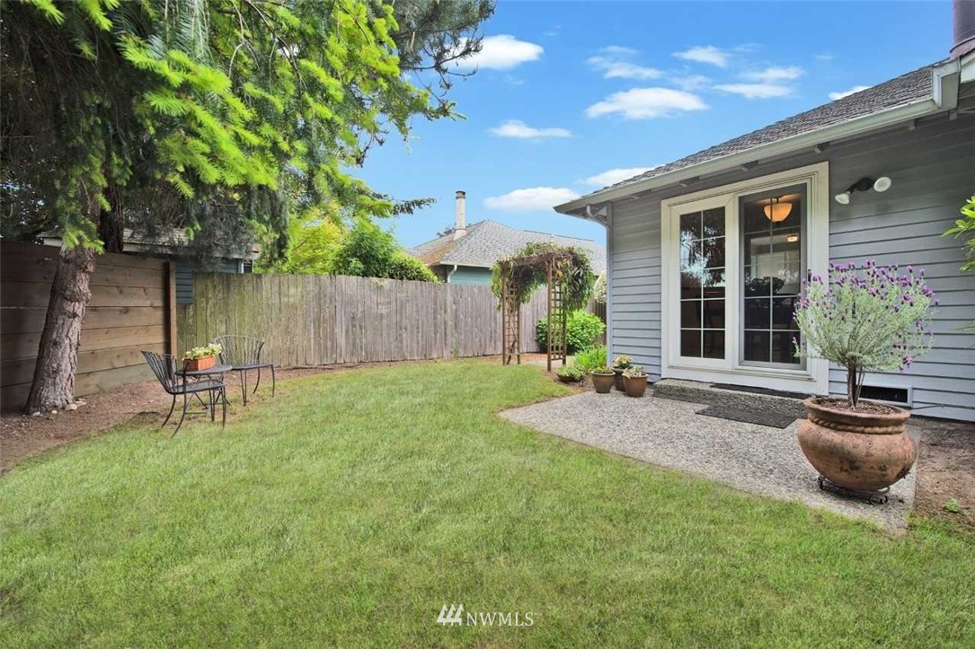 115 Union Court Northeast Renton, WA 98059 - Photo 21 of 25