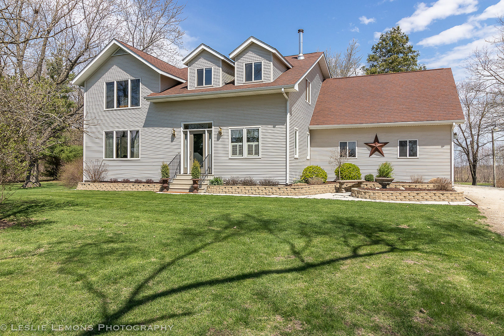 15697 Whipple Road Sycamore, IL 60178 - Photo 1 of 37