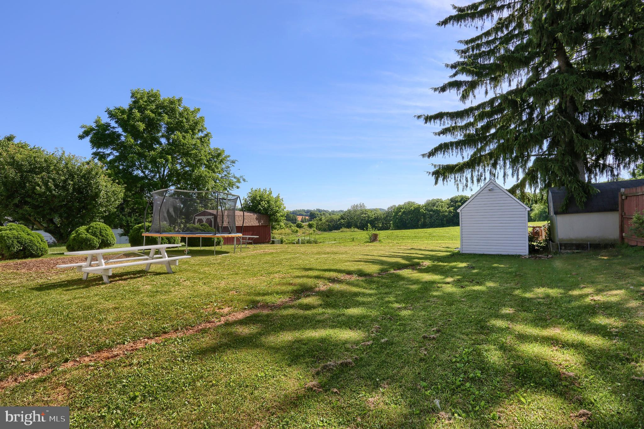 891 Hornig Road Lancaster, PA 17601 - Photo 4 of 28 Gallery Image 4