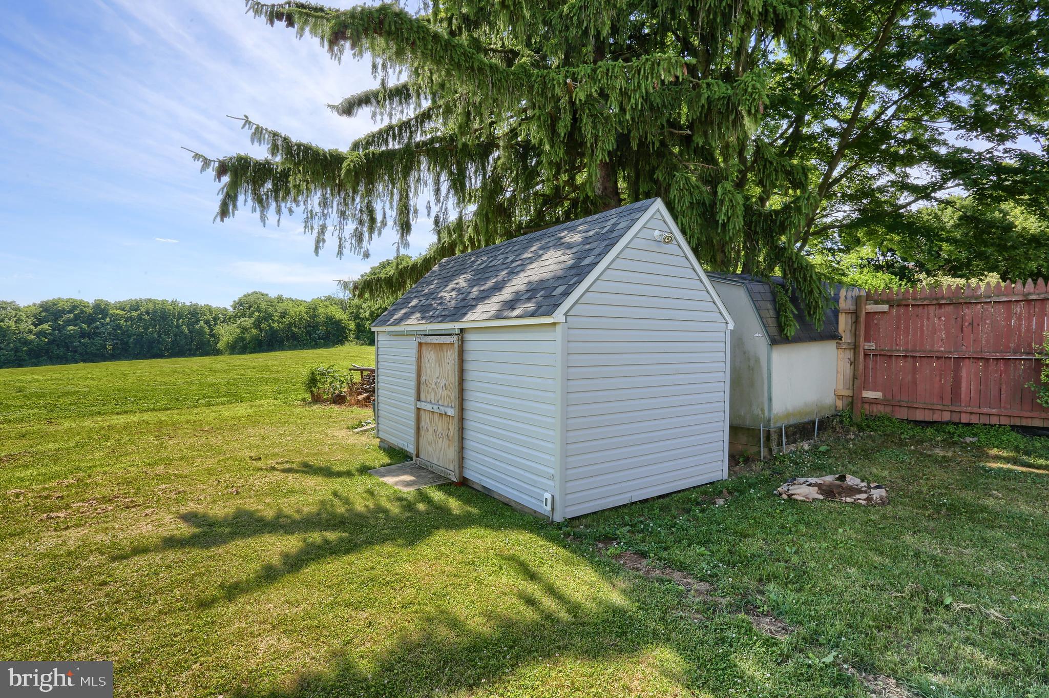891 Hornig Road Lancaster, PA 17601 - Photo 5 of 28 Gallery Image 5