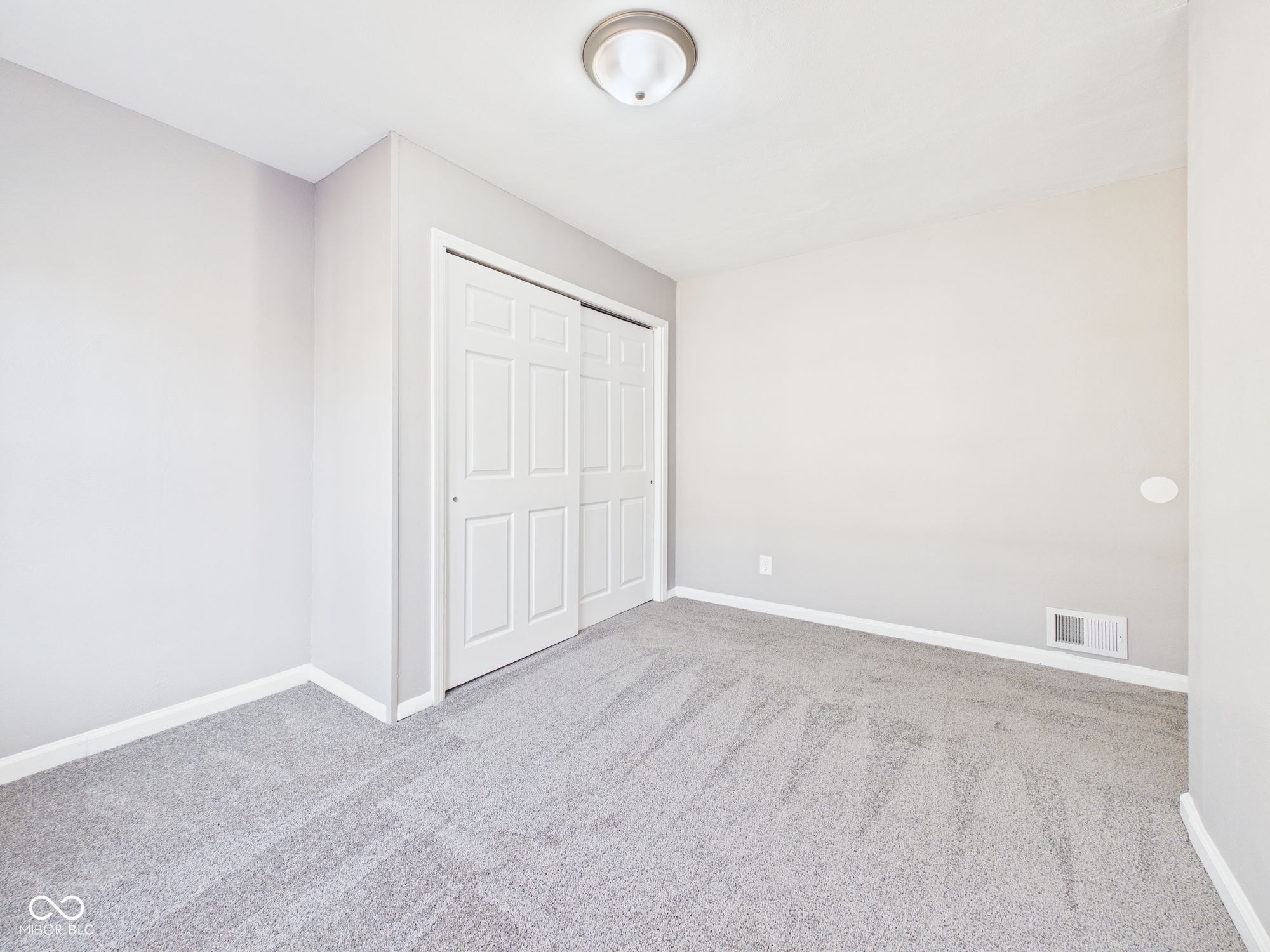 2828 Lincoln Street Anderson, IN 46016 - Photo 12 of 22