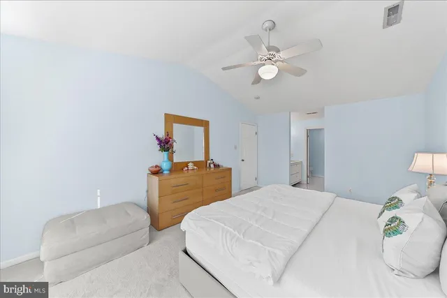 $439,000 | 114 Stewarts Court, Unit 407, Phoenixville, PA 19460