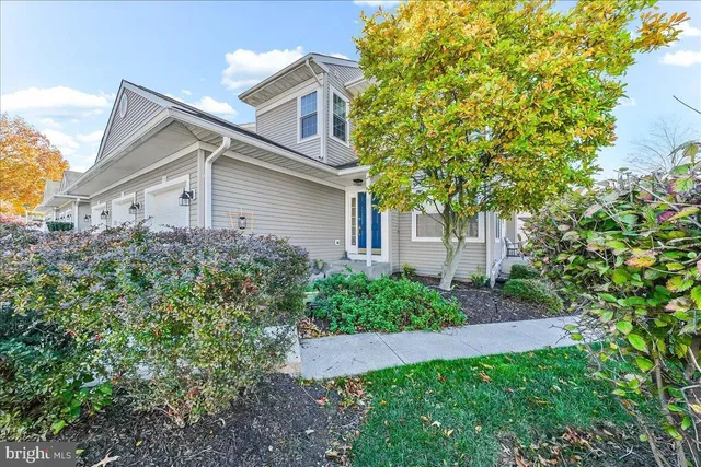 $439,000 | 114 Stewarts Court, Unit 407, Phoenixville, PA 19460