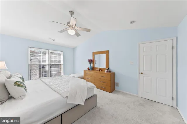 $439,000 | 114 Stewarts Court, Unit 407, Phoenixville, PA 19460