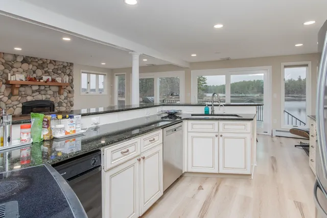 $1,900,000 | 67-69 Conleys Grove Road, Derry, NH 03038