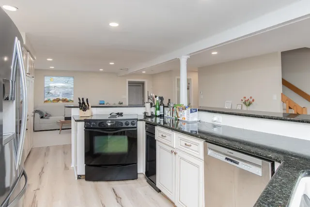 $1,900,000 | 67-69 Conleys Grove Road, Derry, NH 03038