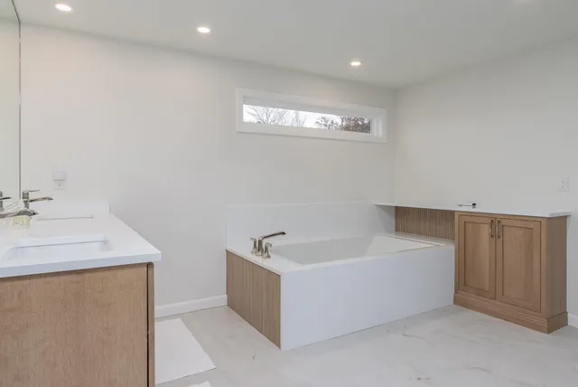 $1,900,000 | 67-69 Conleys Grove Road, Derry, NH 03038