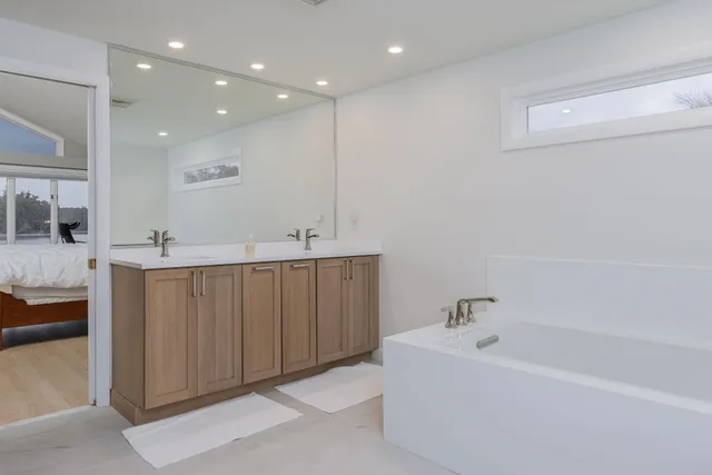 $1,900,000 | 67-69 Conleys Grove Road, Derry, NH 03038