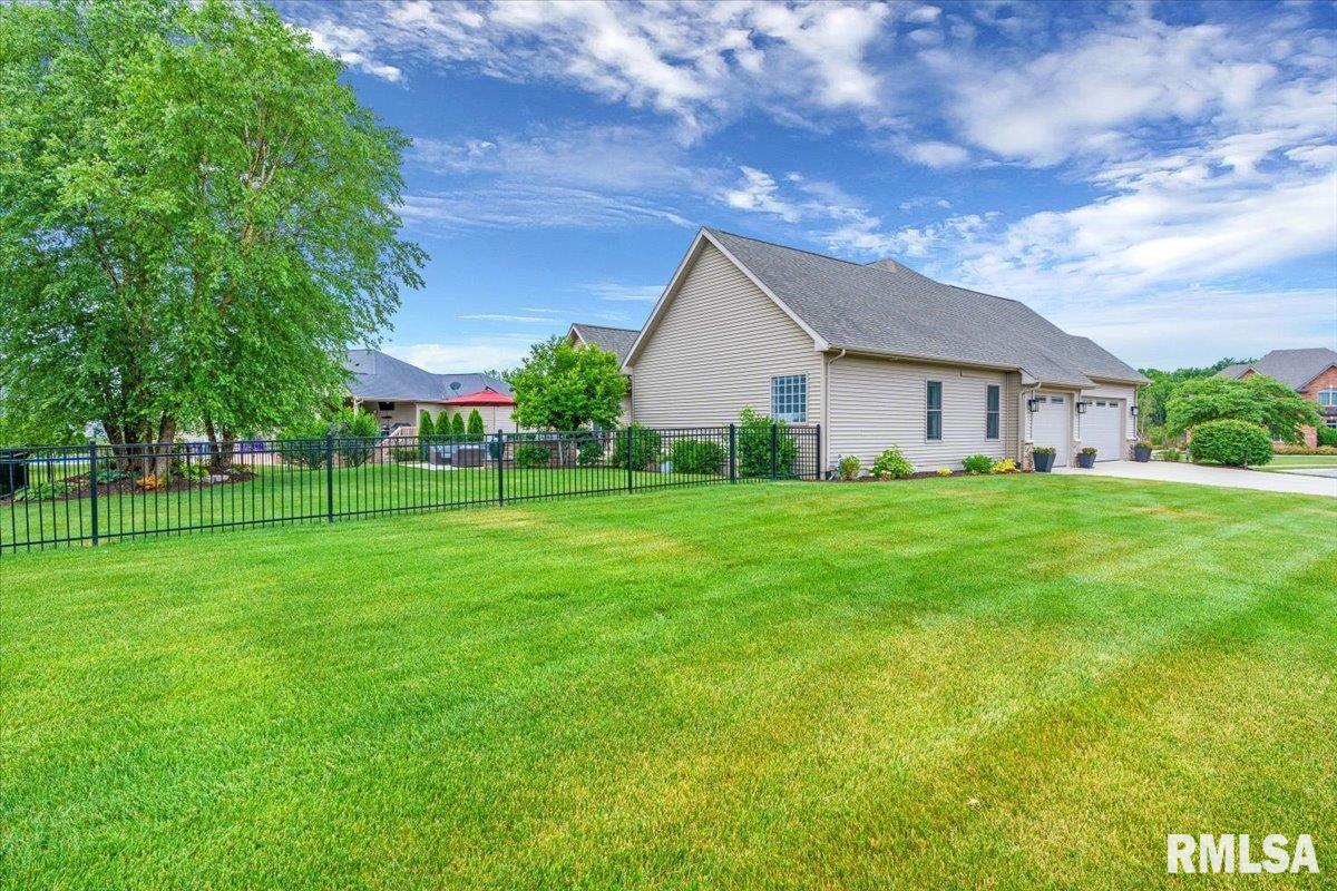 2600 Old Bachelor Trail Springfield, IL 62711 - Photo 45 of 48