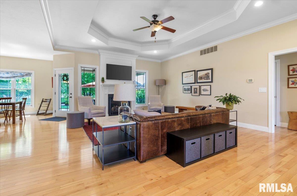 2600 Old Bachelor Trail Springfield, IL 62711 - Photo 7 of 48