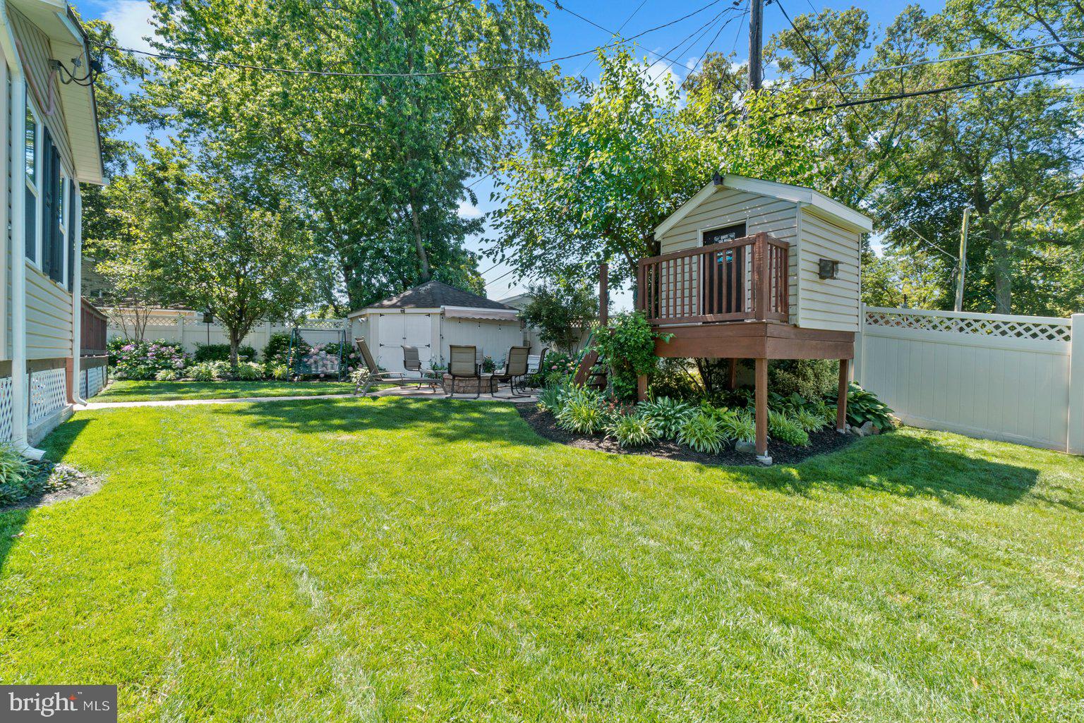 202 Stonewall Road Catonsville, MD 21228 - Photo 3 of 65 Rear yard oasis with own tree house