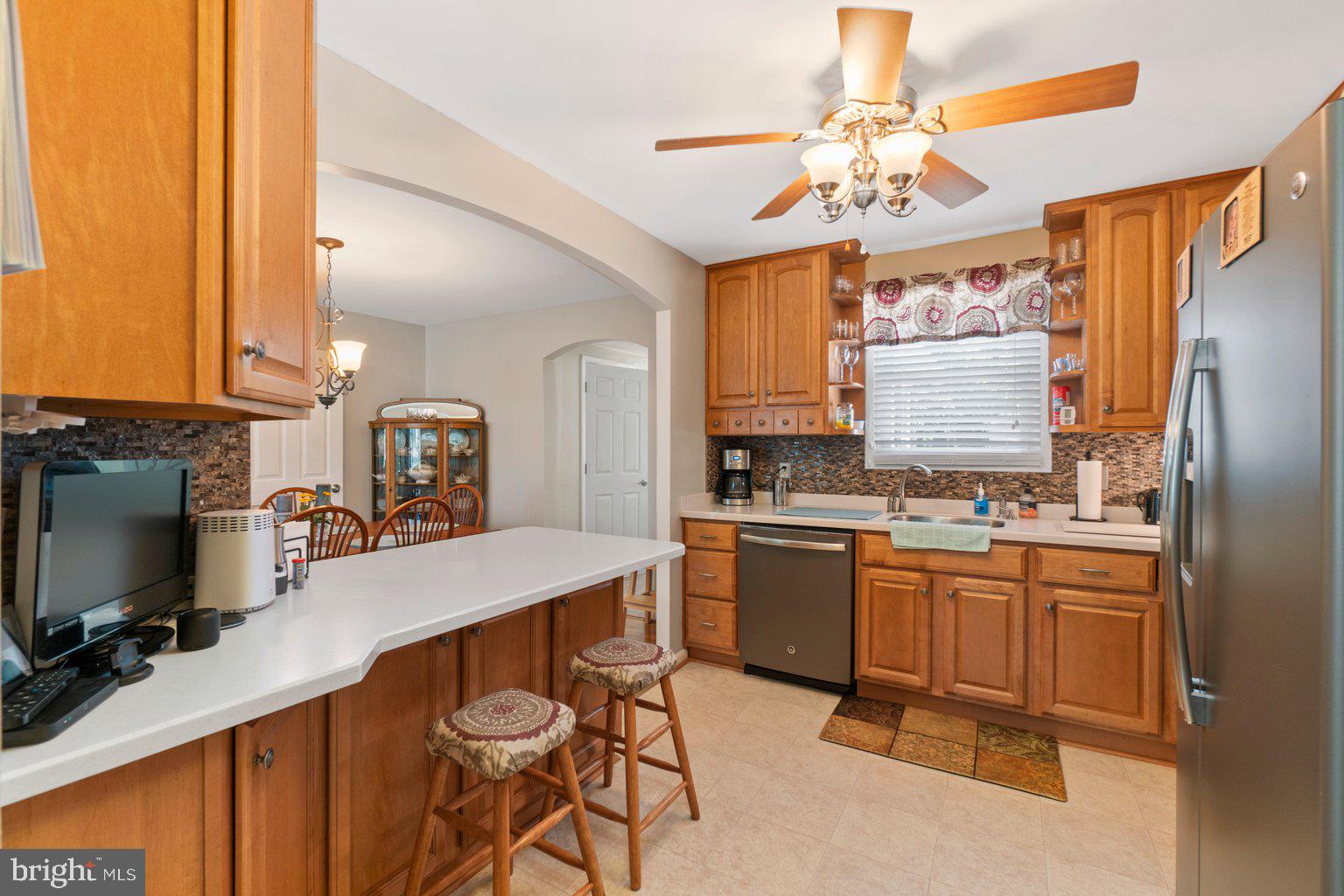 202 Stonewall Road Catonsville, MD 21228 - Photo 35 of 65 Quality vinyl flooring in main house kitchen