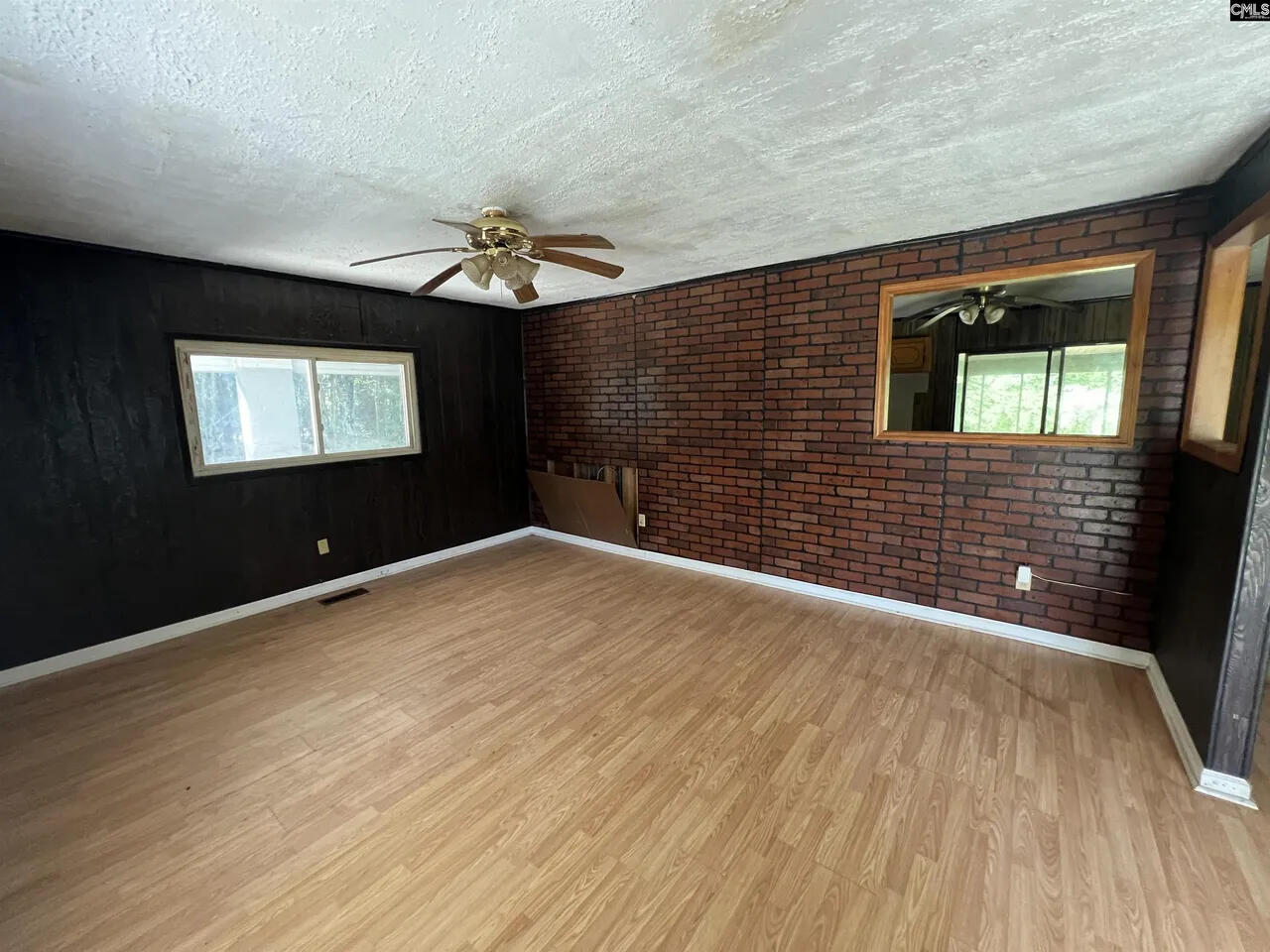 175 Benny Road Holly Hill, SC 29059 - Photo 8 of 32 6