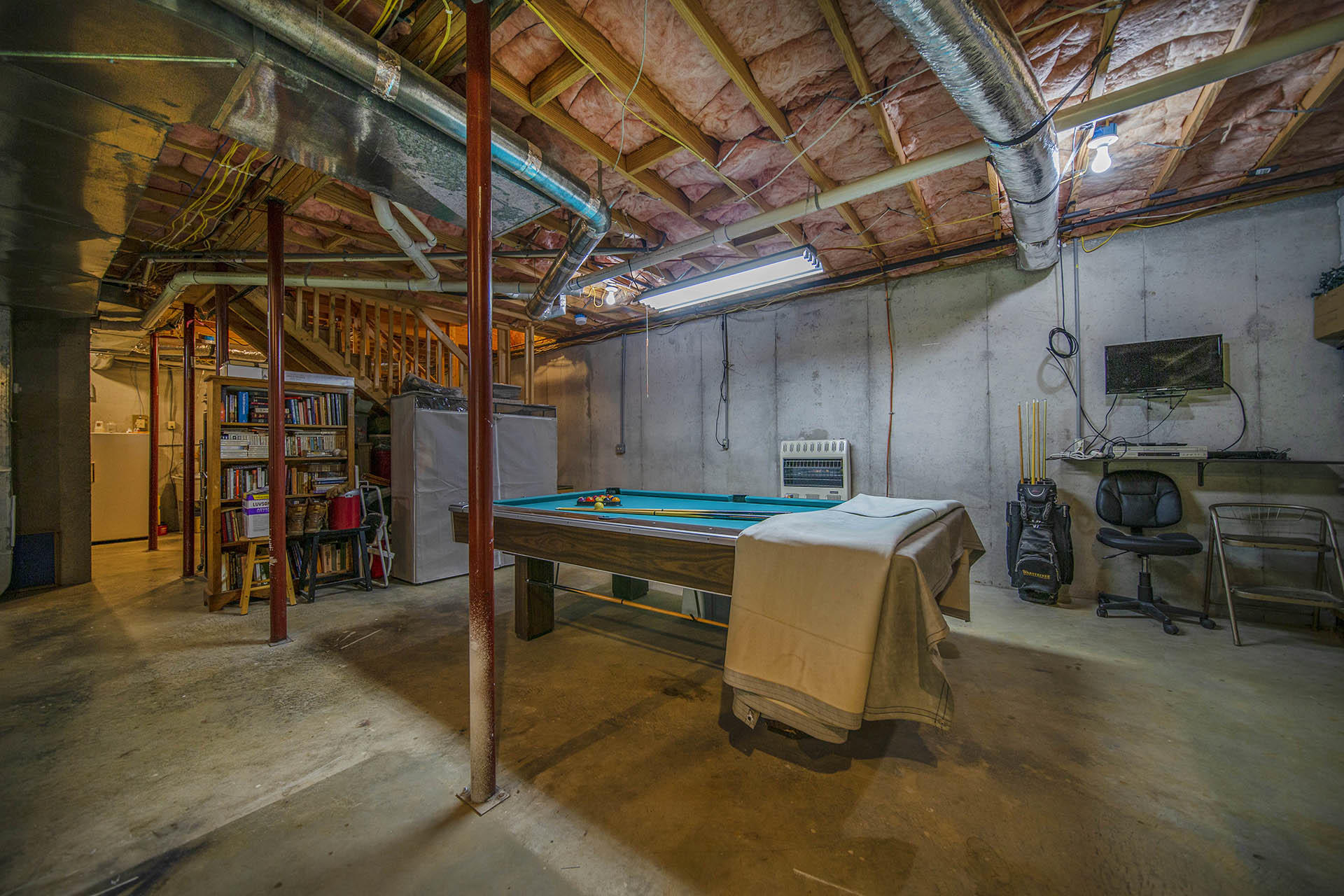3245 Oak Ridge Road Fincastle, VA 24090 - Photo 34 of 61 9 ft ceilings