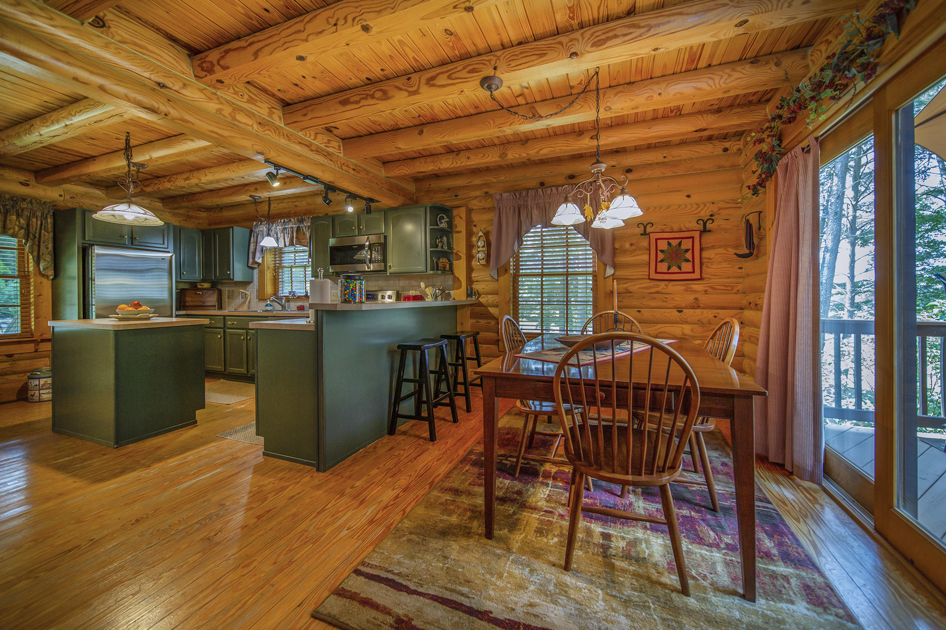 3245 Oak Ridge Road Fincastle, VA 24090 - Photo 9 of 61 Hardwoods on entry level