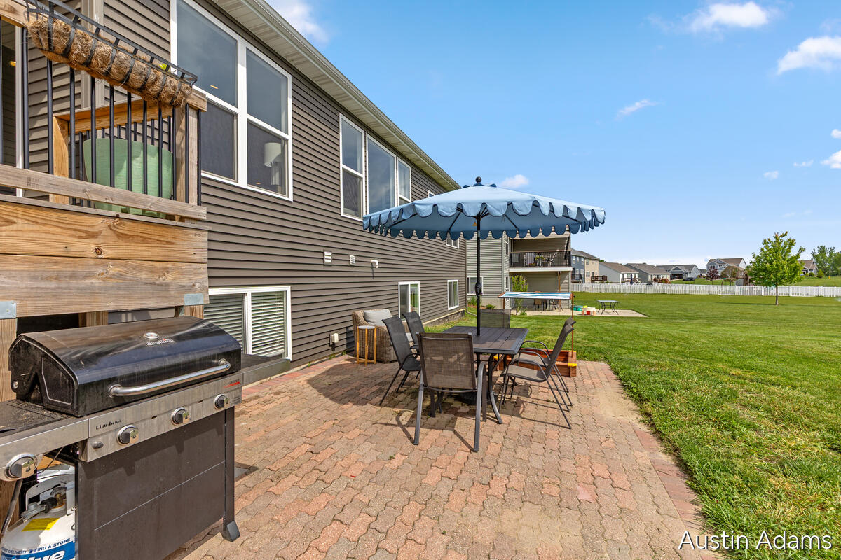 204 Ira Spring Road Holland, MI 49423 - Photo 39 of 47 204-Ira-Spring_038