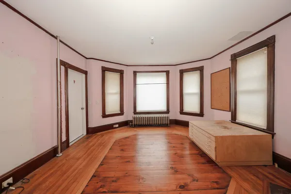 $549,000 | 414 Walnut Street, Manchester, NH 03104