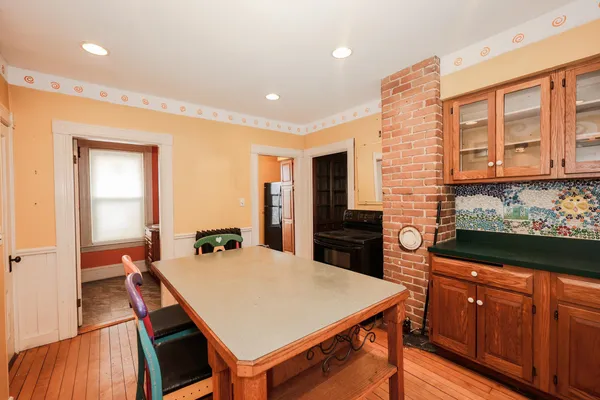$549,000 | 414 Walnut Street, Manchester, NH 03104