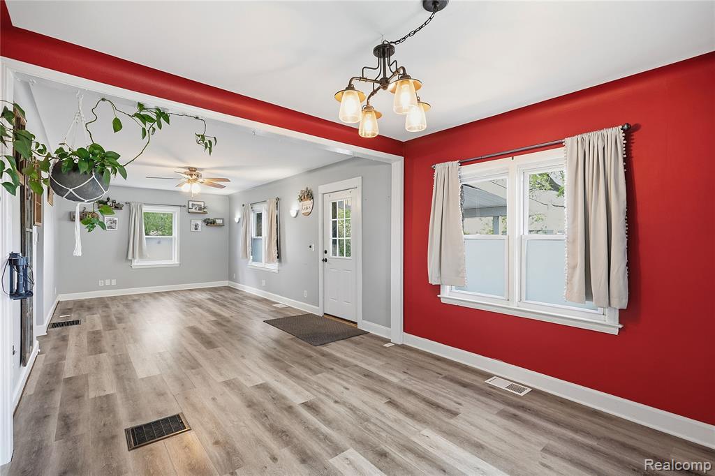 725 Mason Road Howell, MI 48843 - Photo 6 of 33