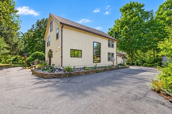 $950,000 | 184 Centre Street, Danvers, MA 01923