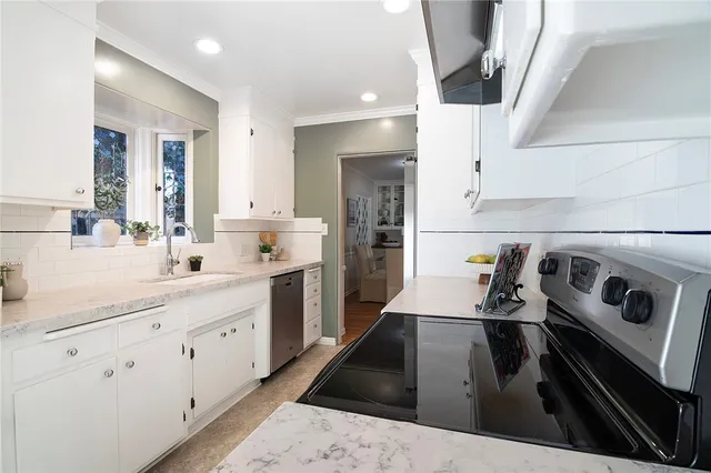 $1,595,000 | 1324 Morningside Drive, Burbank, CA 91506