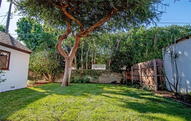 $1,595,000 | 1324 Morningside Drive, Burbank, CA 91506