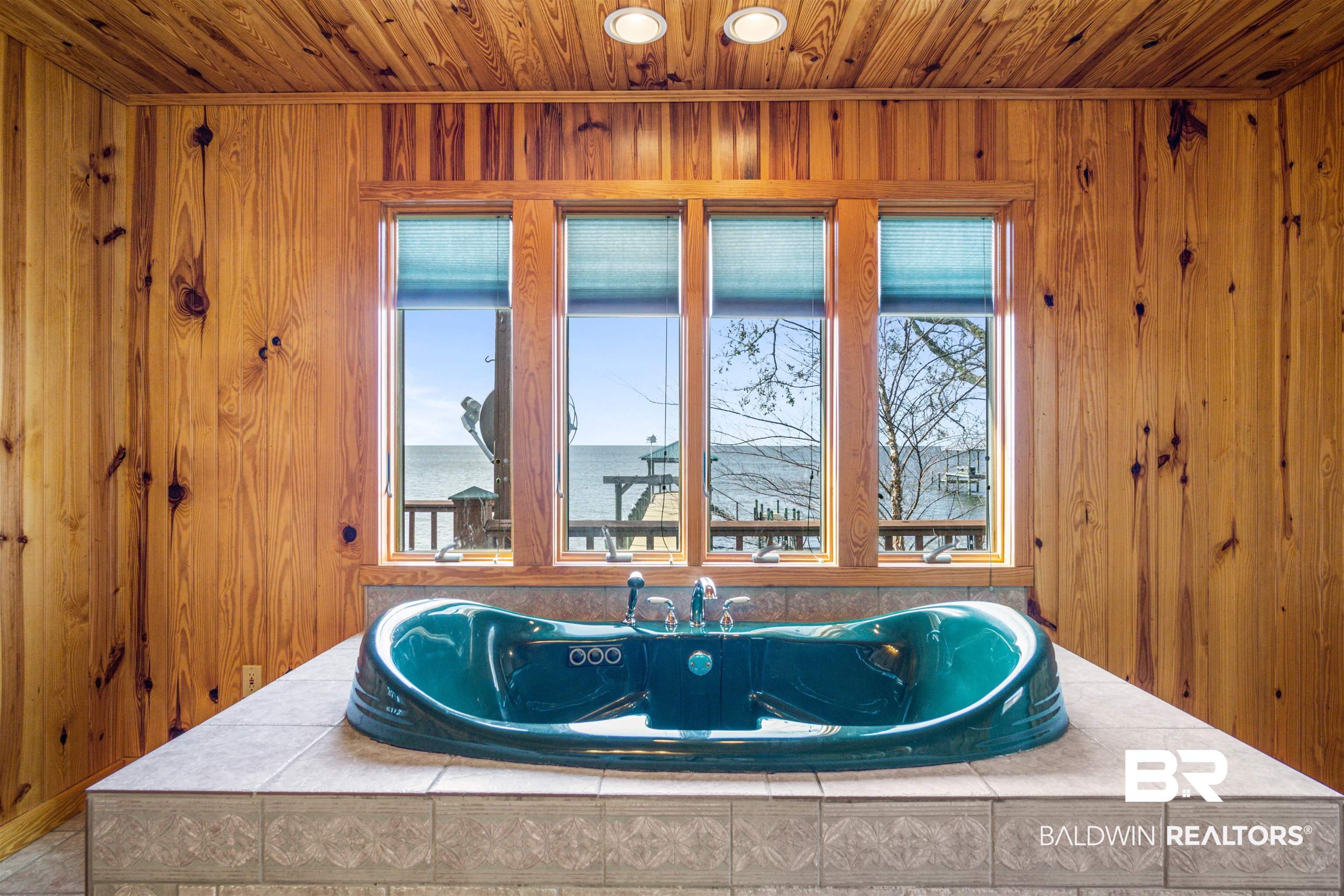 9590 Beach Road Foley, AL 36535 - Photo 35 of 48 Jet Tub