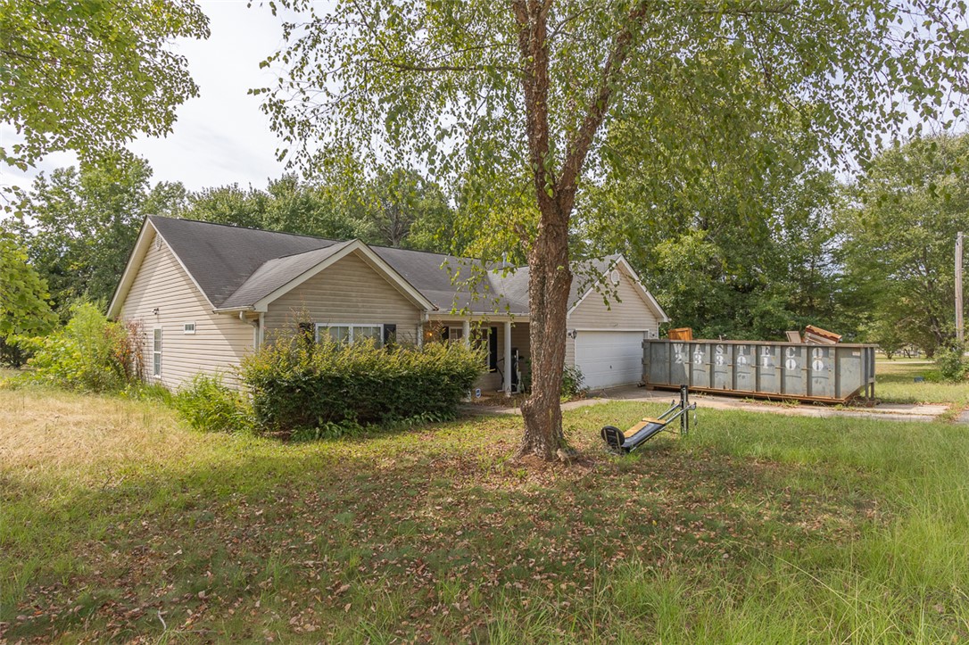 1225 Massey Road Pendleton, SC 29670 - Photo 2 of 43