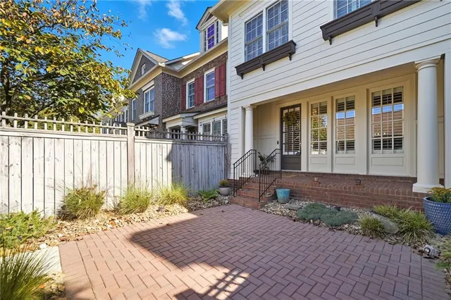 $430,000 | 6088 Holly Park Lane Southeast, Mableton, GA 30126