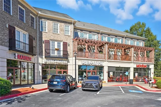 $430,000 | 6088 Holly Park Lane Southeast, Mableton, GA 30126