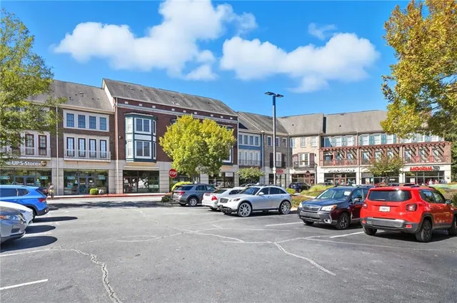 $430,000 | 6088 Holly Park Lane Southeast, Mableton, GA 30126