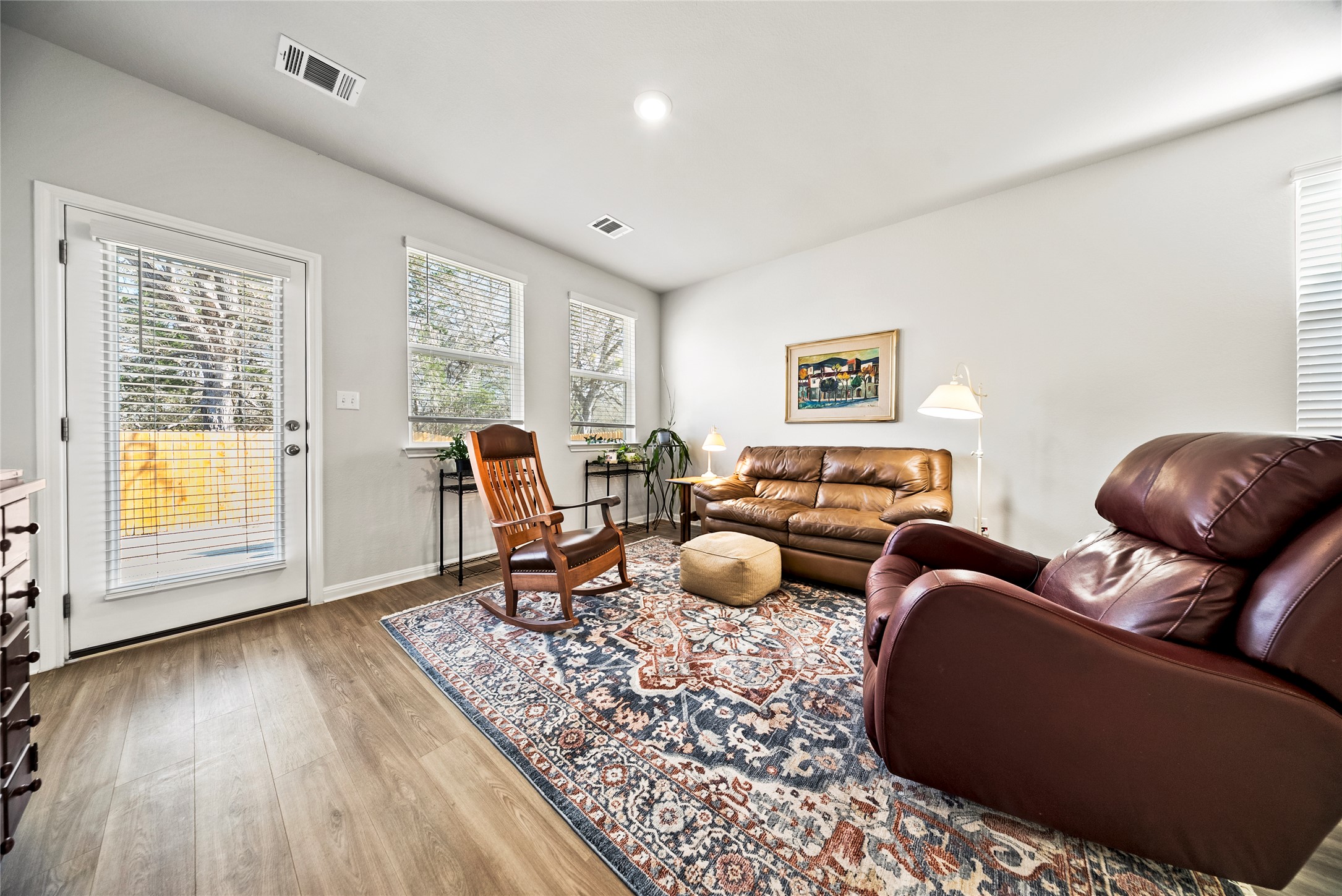 174 Bendecido Loop Elgin, TX 78621 - Photo 12 of 29