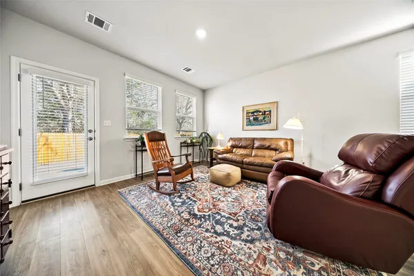 $269,900 | 174 Bendecido Loop, Elgin, TX 78621