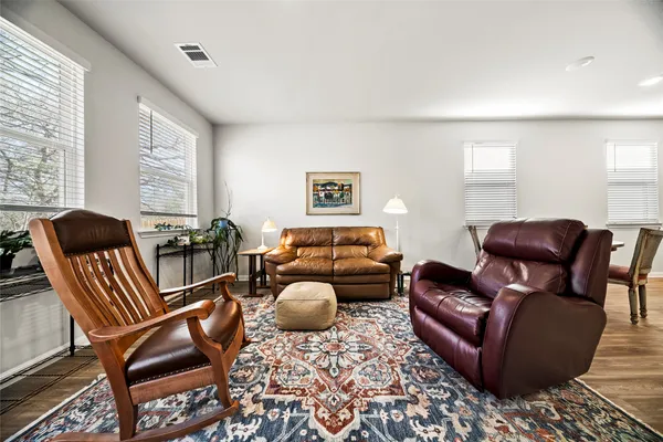 $269,900 | 174 Bendecido Loop, Elgin, TX 78621