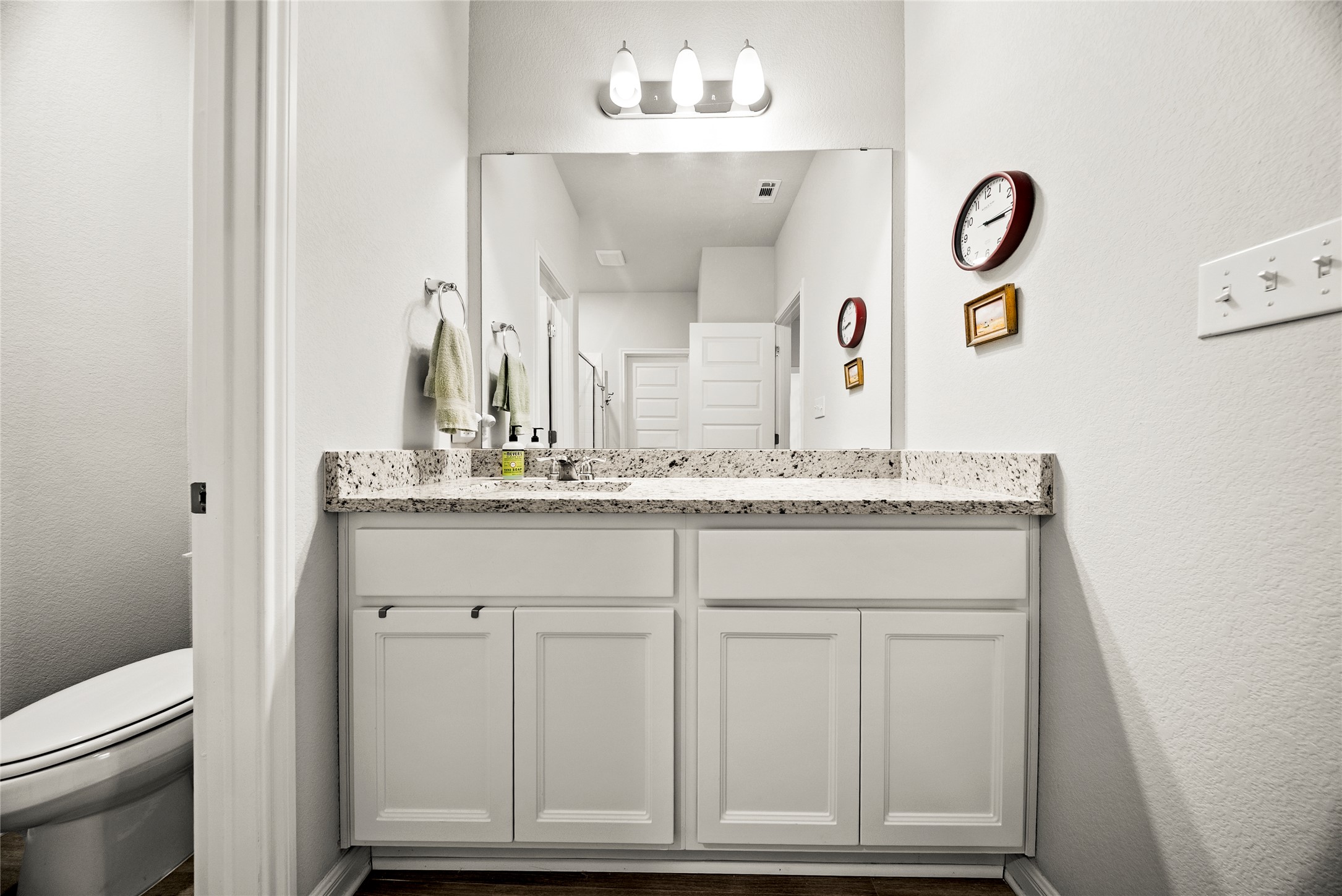 174 Bendecido Loop Elgin, TX 78621 - Photo 10 of 29