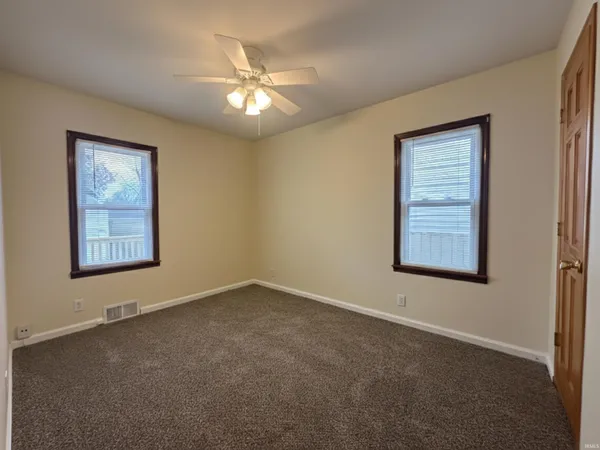 $175,000 | 121 North 21st Street, New Castle, IN 47362