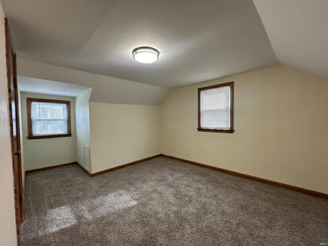 $179,900 | 121 North 21st Street, New Castle, IN 47362