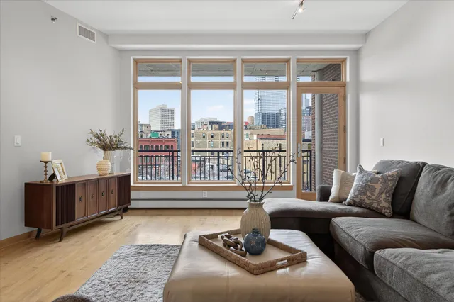 $3,500 | 111 North 4th Avenue, Unit 304, Minneapolis, MN 55401