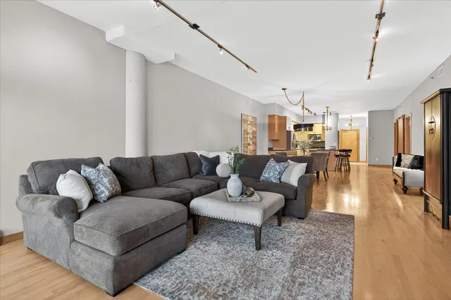 $3,500 | 111 North 4th Avenue, Unit 304, Minneapolis, MN 55401