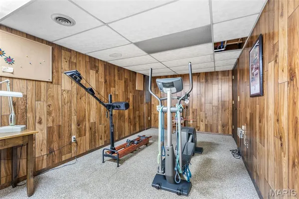 $309,000 | 2692 Wycliff Drive, Farmington, MO 63640