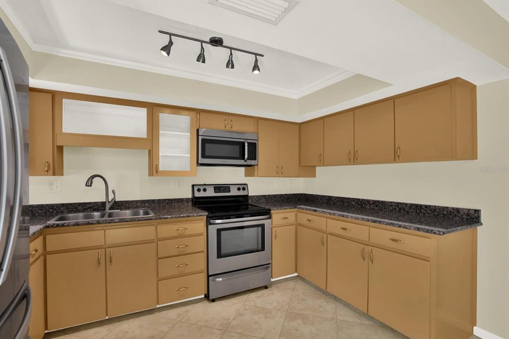 3485 Pine Street Dunedin, FL 34698 - Photo 6 of 26