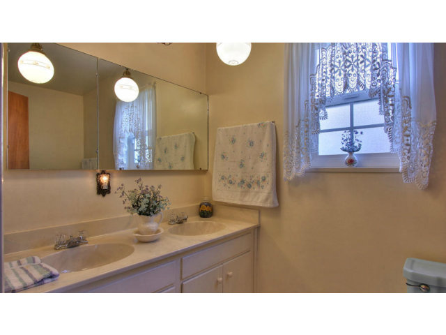 820 East Homestead Road Sunnyvale, CA 94087 - Photo 11 of 20 Gallery Image 11