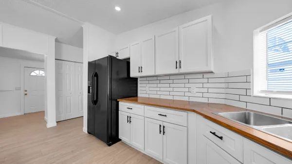 $2,250 | 4905 Northeast 2nd Way, Pompano Beach, FL 33064