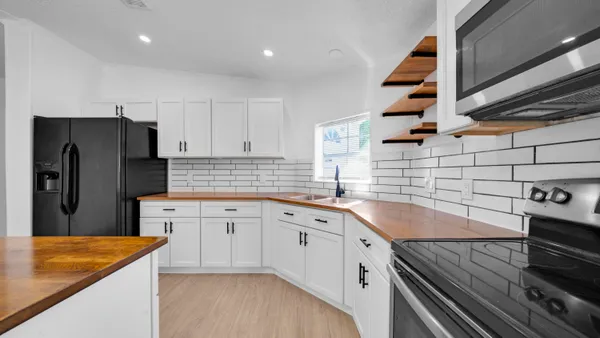 $2,250 | 4905 Northeast 2nd Way, Pompano Beach, FL 33064