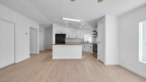 $2,250 | 4905 Northeast 2nd Way, Pompano Beach, FL 33064