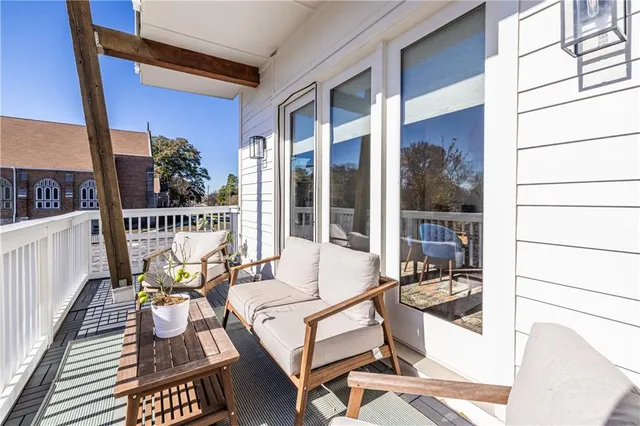 $700,000 | 812 West College Avenue, Decatur, GA 30030