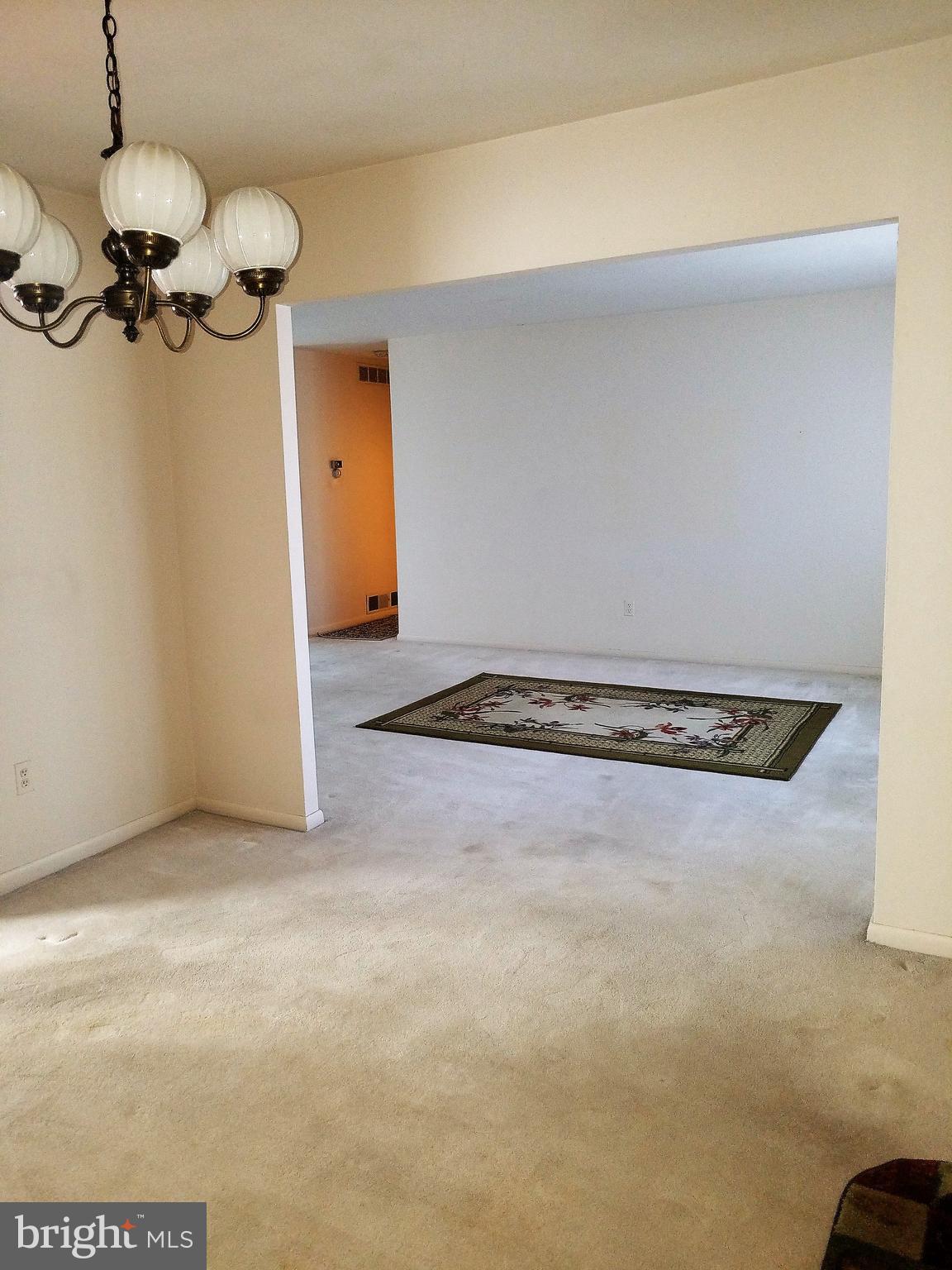 1517 Rawlings Well Road Baltimore, MD 21228 - Photo 10 of 30