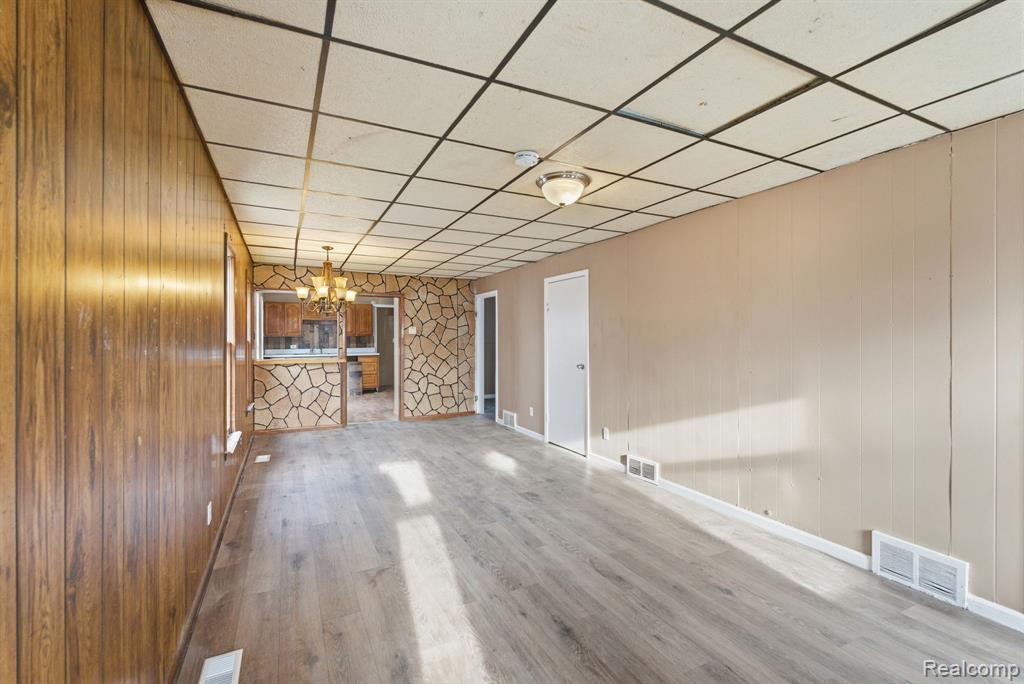 81 East Henry Street River Rouge, MI 48218 - Photo 3 of 11