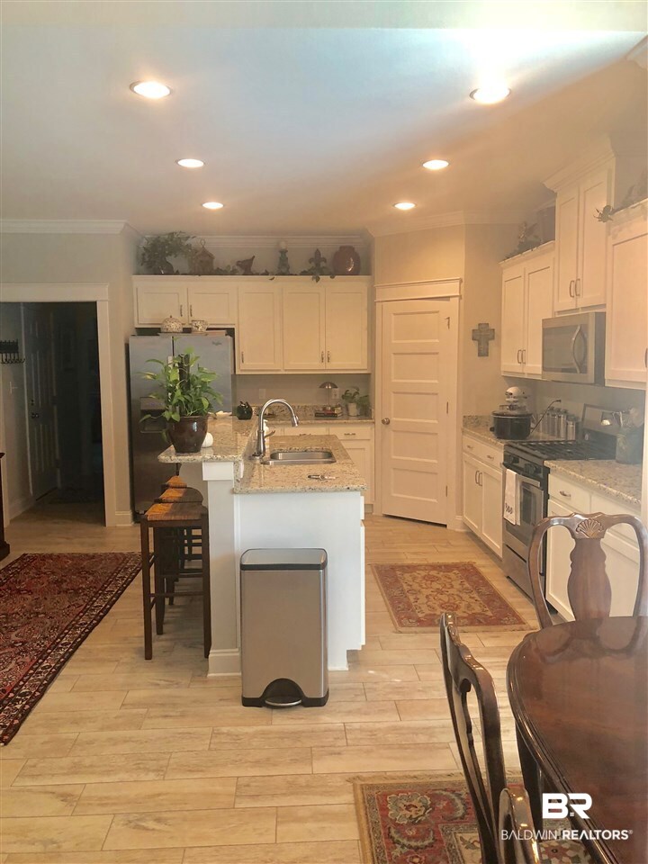 19780 Bunker Loop Fairhope, AL 36532 - Photo 8 of 22